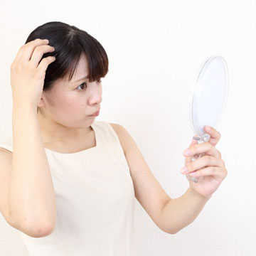 女性の薄毛の原因と対策