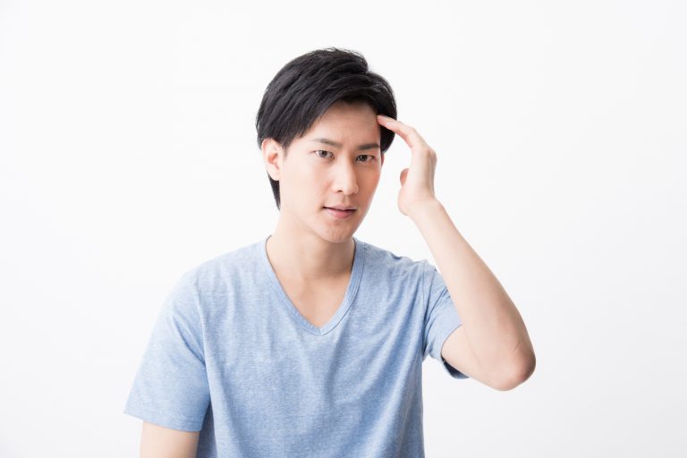 前髪が薄いのも魅力的！かっこよく見える男の髪型は？ 薄毛対策室
