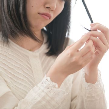 産後の抜け毛がひどい！原因を知って効果的な対策をしよう！