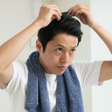 頭皮の硬さと薄毛は関係ある？硬い頭皮を柔らかくする方法！